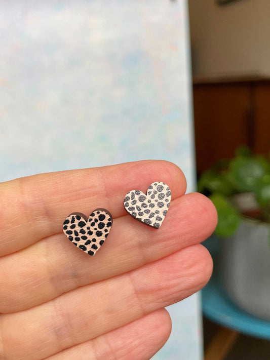 Heart Studs Nude Leopard Print