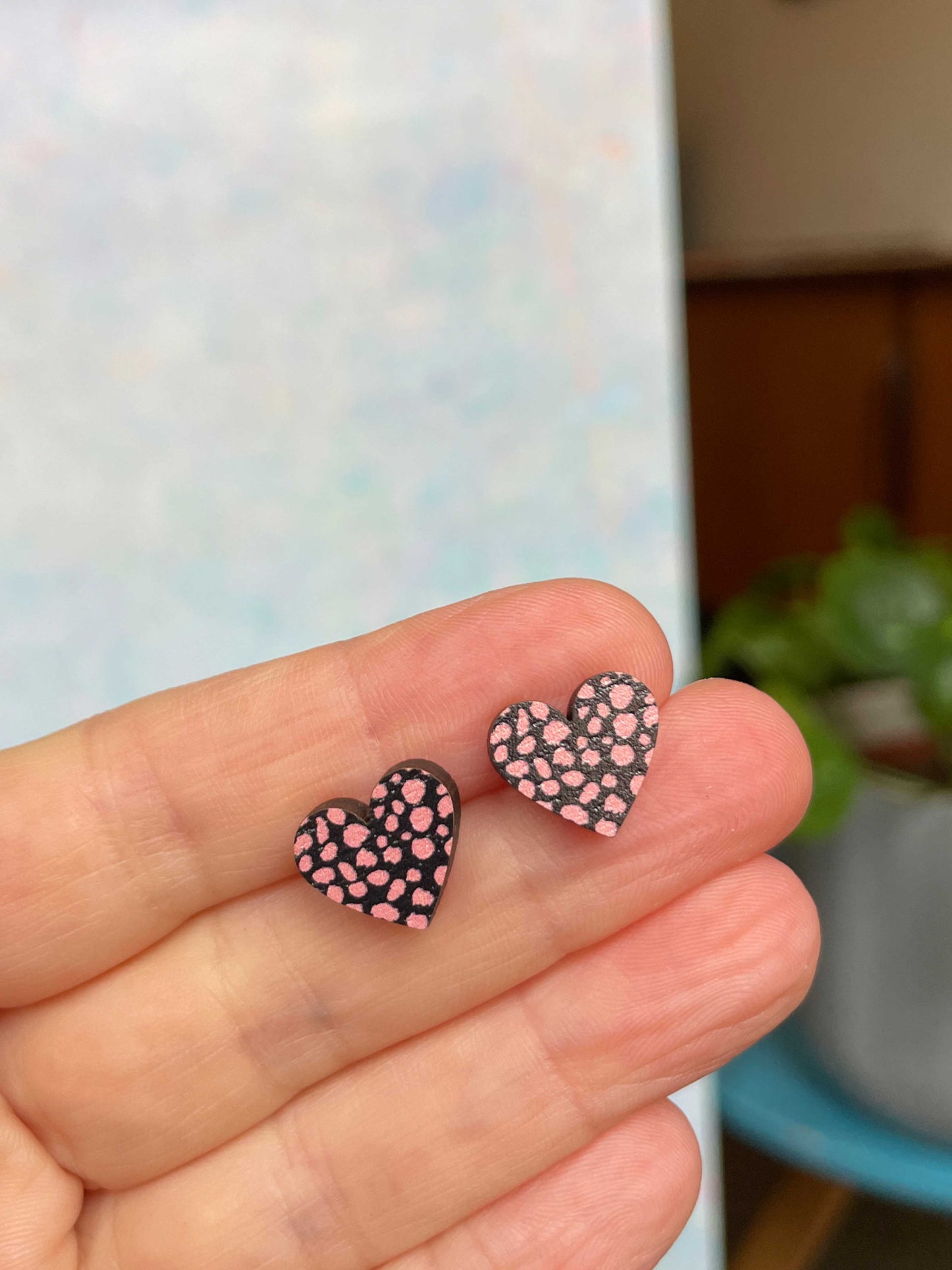 Heart Studs Peach Leopard Print