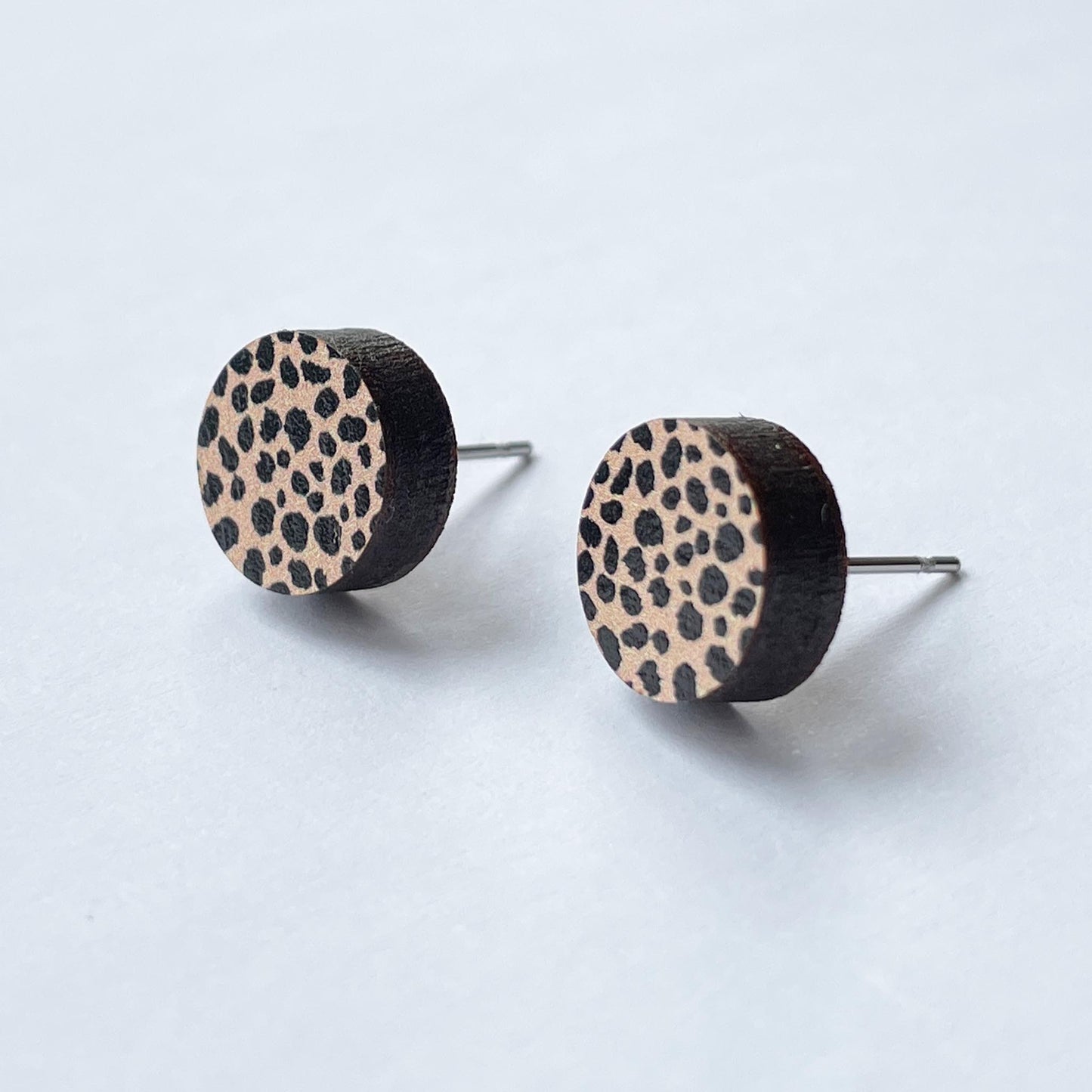 Circle Studs Nude Leopard Print