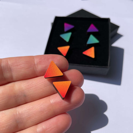 Triangle Studs Fire Orange