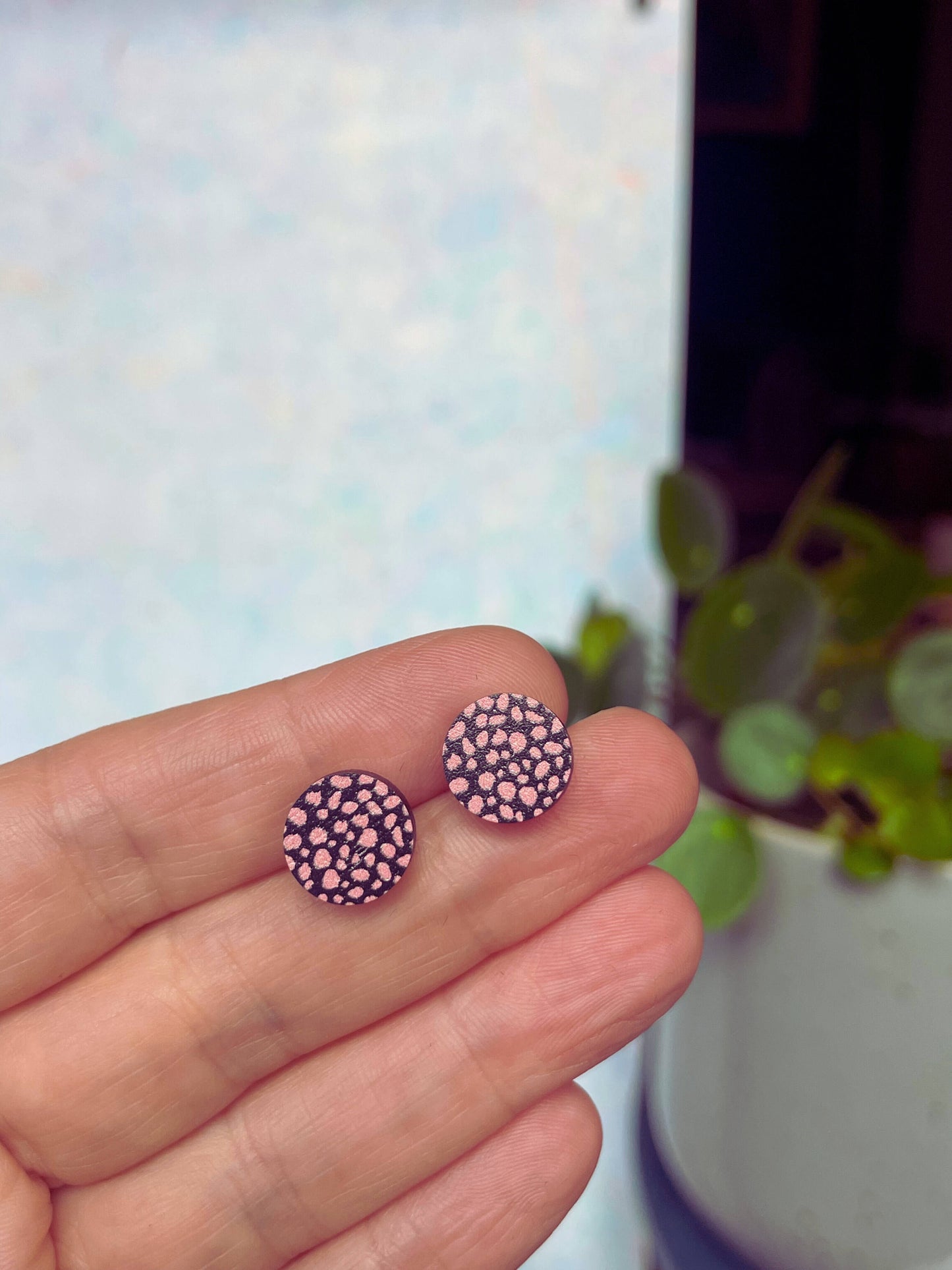 Circle Studs Peach Leopard Print