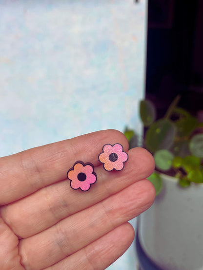 Flower Studs - Peachy Keen