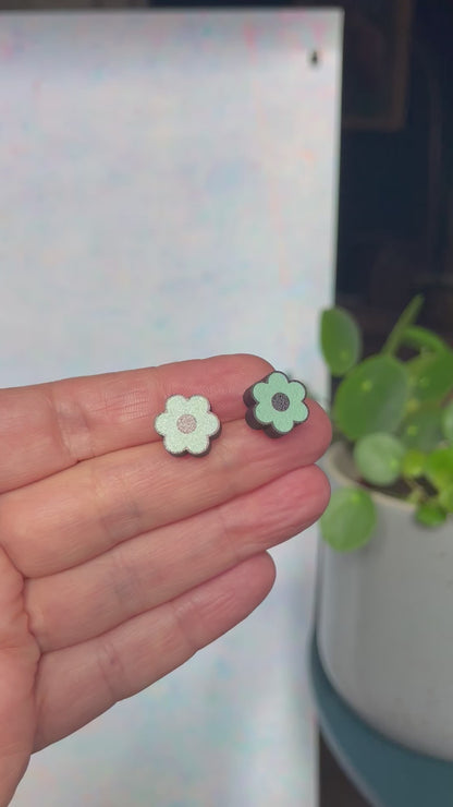 Flower Studs - Mint Green